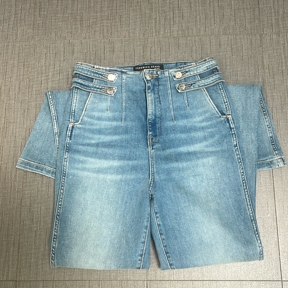 Never worn Veronica beard Beverly skinny flare high rise